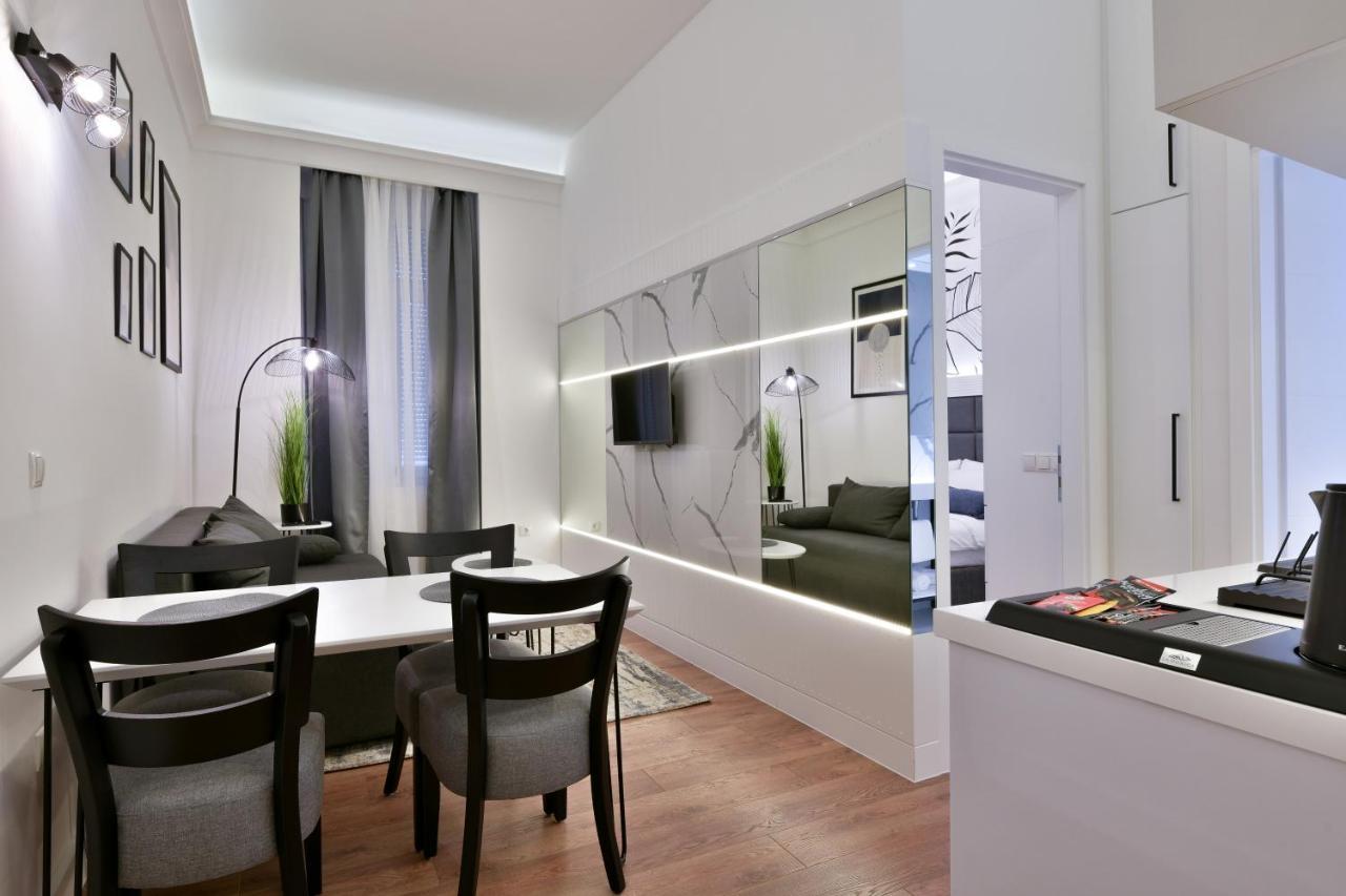Luxury Galla Apartments In The City Center SJJ Esterno foto