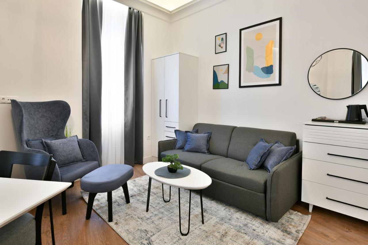 Luxury Galla Apartments In The City Center SJJ Esterno foto