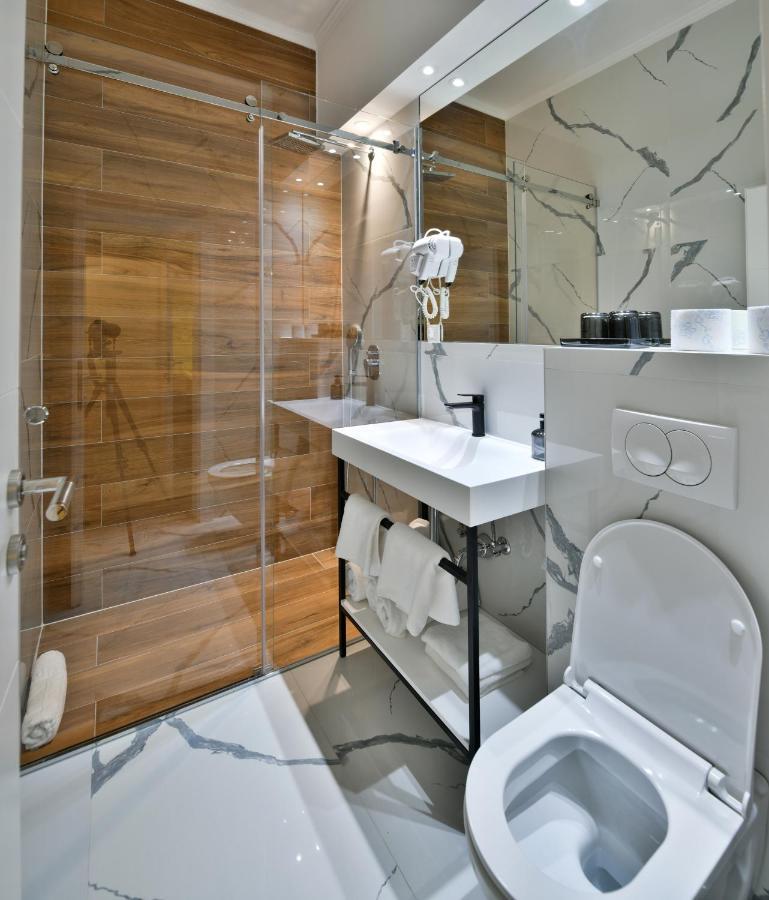 Luxury Galla Apartments In The City Center SJJ Esterno foto