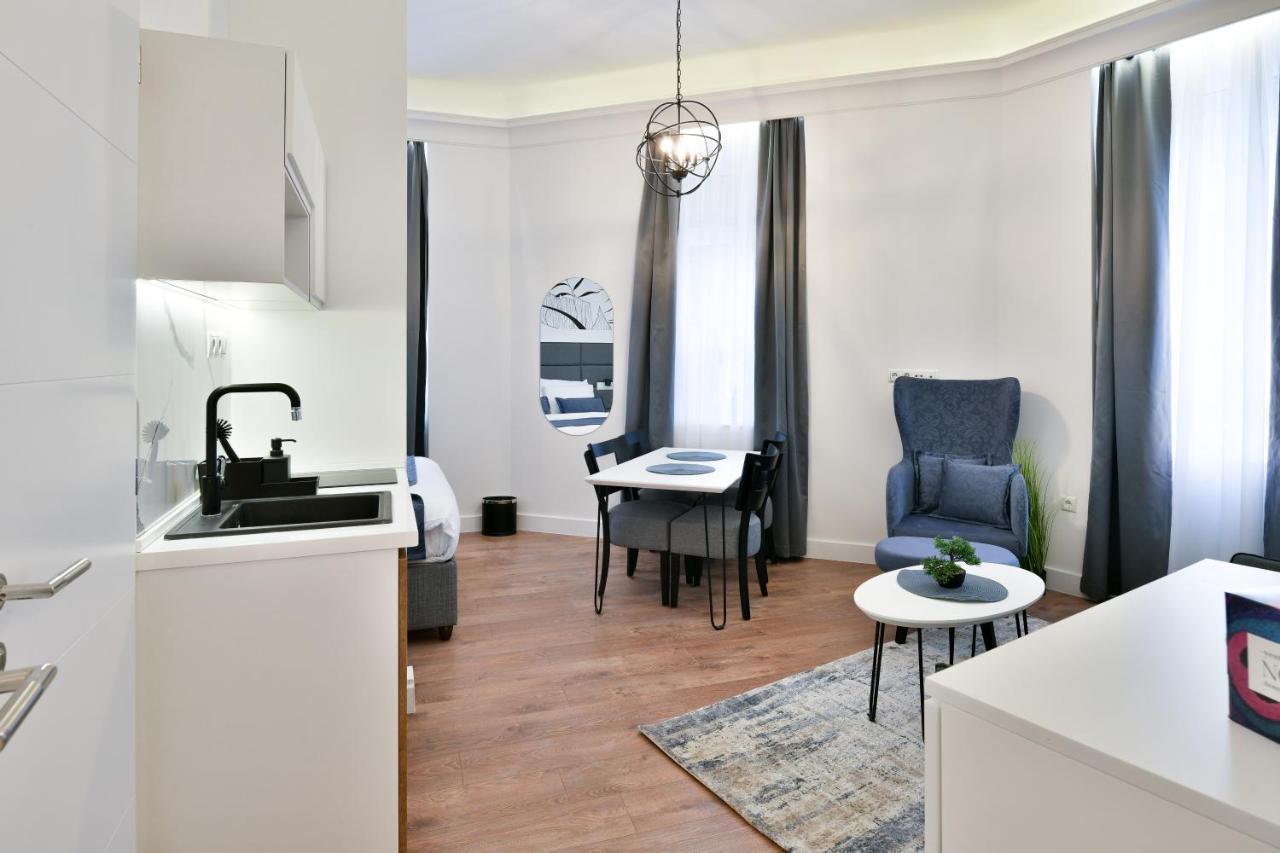 Luxury Galla Apartments In The City Center SJJ Esterno foto