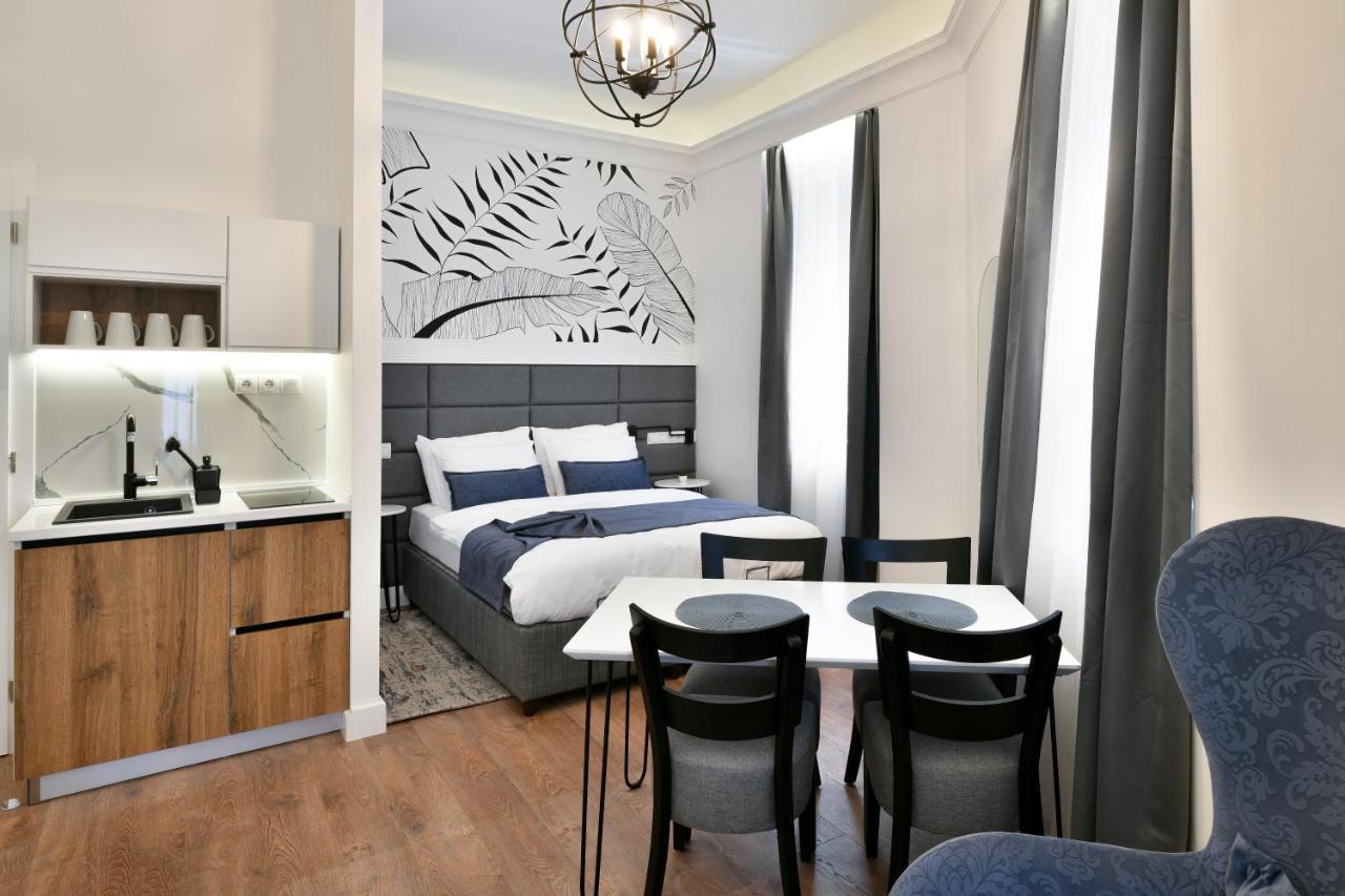 Luxury Galla Apartments In The City Center SJJ Esterno foto