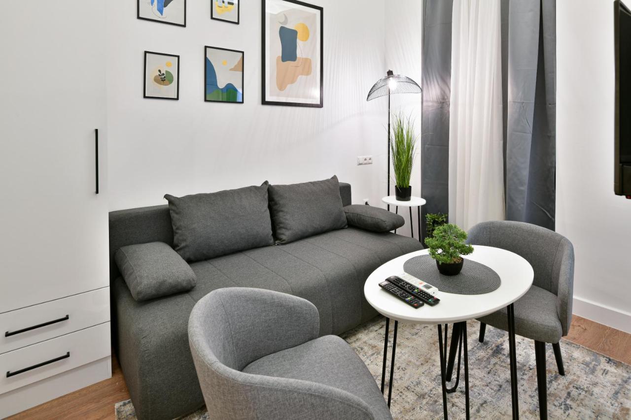 Luxury Galla Apartments In The City Center SJJ Esterno foto